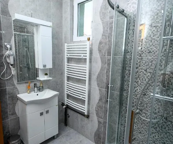 Daire Dunavski Cvet *